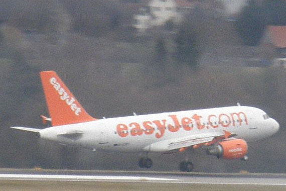 EasyJet A319 Landung mit Triebwerksproblemen in ZRH Courtesy AVHerald