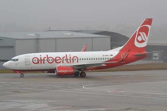 Salzburg Wintercharter 02012016 Huber Austrian Wings Media Crew D-AHXJ Air Berlin Boeing 737-700 operated by TUIfly DSC_0329