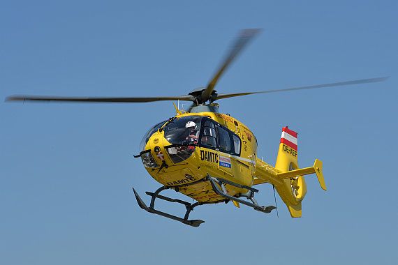 ÖAMTC Christophorus 9 Notarzthubschrauber NAH EC135 EC-135 OE-XEF Foto Huber Austrian Wings Media Crew_15