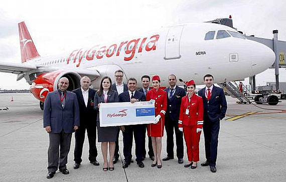 Maschine der FlyGeorgia am Flughafen Düsseldorf - Foto: Airport Düsseldorf