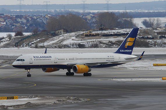 Icelandair Boeing 757-200 TF-FIV Foto Huber Austrian Wings Media Crew