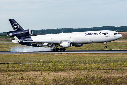 Ashwin Bhat wird Vertriebsvorstand von Lufthansa Cargo | Austrian Wings