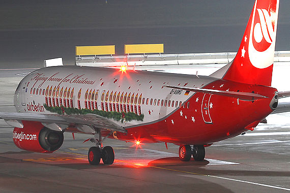 Air Berlin Boeing 737-800 - Weihnachtsflieger D-ABMS - Foto: Austrian Wings Media Crew
