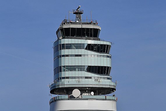 Symbolbild Sujetbild Tower Austro Control Fluglotsen Foto Huber Austrian Wings Media Crew
