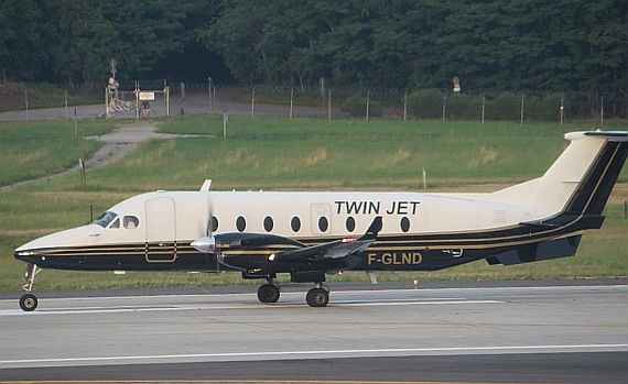 Twin Jet F-GLND Beech 1900D Foto Marcus Kern