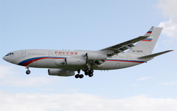 LIS - RA-96016 Rossiya