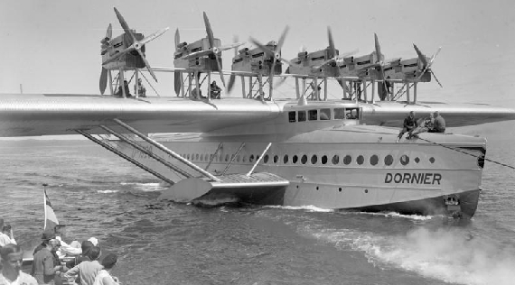 Dornier Do X aufgenommen um 1930 am Bodensee - Foto: Deutsches Bundesarchiv