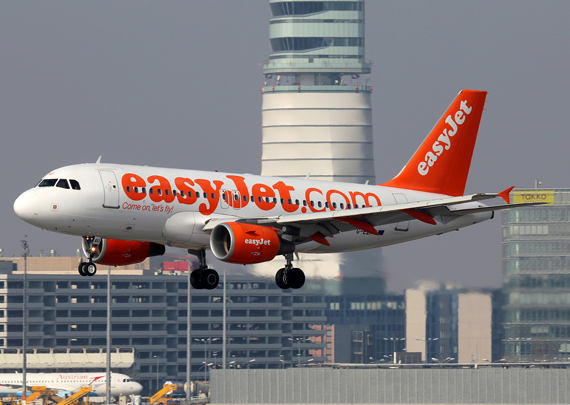 Airbus A319 von EasyJet bei der Landung in Wien - Foto: M. Hrusa / Austrian Wings