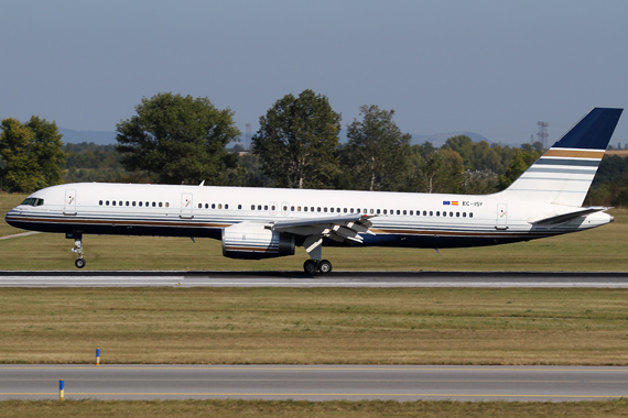 Privilege Style Boeing 757 im Einsatz für Comtel Air - Foto: R. Reiner