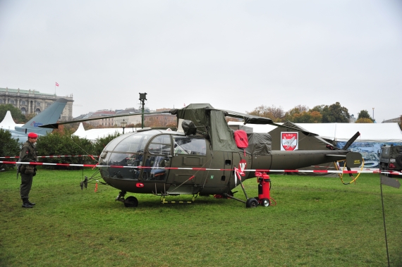 Die in Aigen/Ennstal und Tulln/Langenlebarn stationierten Alouette III finden in der Ausbildung sowie bei Such- und Rettungseinsätzen Verwendung.