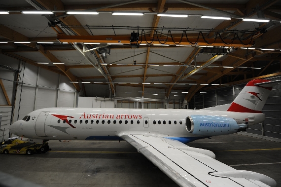 Fokker 70 der AUA im Hangar am Flughafen Graz - Foto: AUA