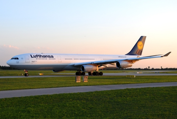 A340-300 von Lufthansa (Symbolbild) - Foto: Benjamin Exenberger