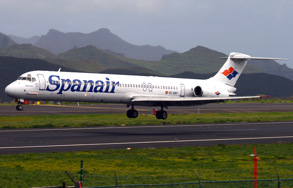 Spanair MD80 bei der Landung in Teneriffa - Foto: Max Hrusa Spanair MD80 bei der Landung in Teneriffa - Foto: Max Hrusa