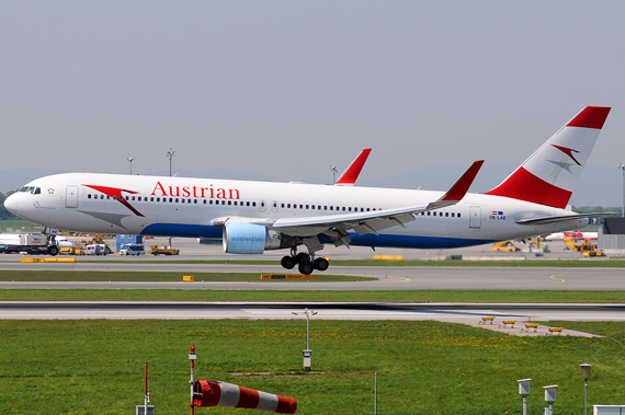 Boeing 767-300ER der AUA bei der Landung in Wien (Symbolbild) - Foto: Chris Jilli