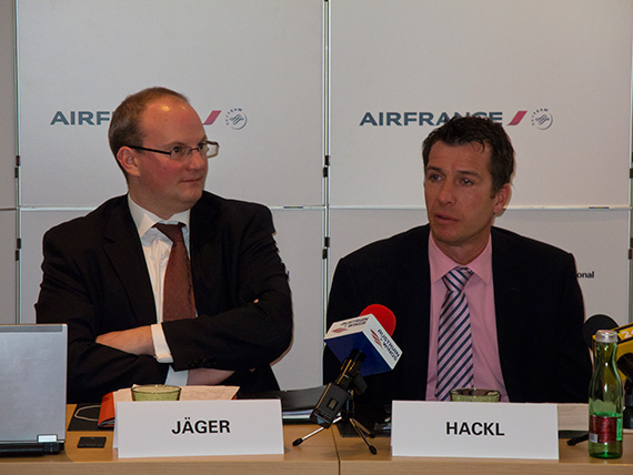 Julian Jäger (Flughafen Wien) und Guido Hackl (Air France) - Foto: M. Klein / Austrian Wings Julian Jäger (Flughafen Wien) und Guido Hackl (Air France) - Foto: M. Klein / Austrian Wings