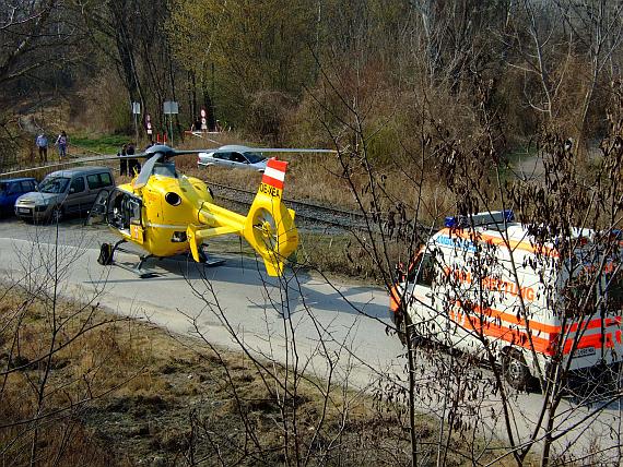 Christophorus 9 am Einsatzort in der Lobau - Foto: ÖAMTC