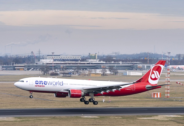 airberlin Airbus A330-200 in oneworld Beklebung