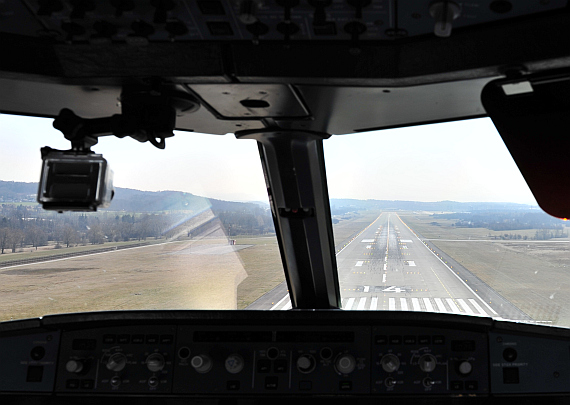 Endanflug auf die Piste 14 in Zürich-Kloten - Foto: Austrian Wings Media Crew