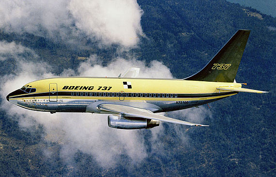 Der Prototyp der Boeing 737 im Flug - Foto: Boeing Der Prototyp der Boeing 737 im Flug - Foto: Boeing