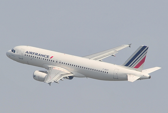 Airbus A320 von Air France beim Start - Foto: Austrian Wings Media Crew