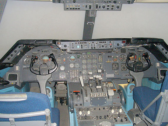 TriStar-Simulatorcockpit im RAF Museum in London - Foto: Wiki Commons TriStar-Simulatorcockpit im RAF Museum in London - Foto: Wiki Commons
