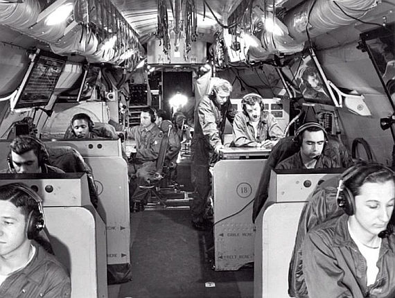 Blick in die Kabine eines solchen Aufklärers - Foto: U. S. Air Force