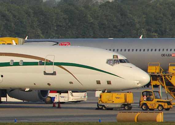 Die DC-8 ist sehr leicht an ihrer charakteristischen Schnauze mit den beiden Lufteinlässen für die Klimaanlage zu erkennen - Foto: Austrian Wings Media Crew Die DC-8 ist sehr leicht an ihrer charakteristischen Schnauze mit den beiden Lufteinlässen für die Klimaanlage zu erkennen - Foto: Austrian Wings Media Crew