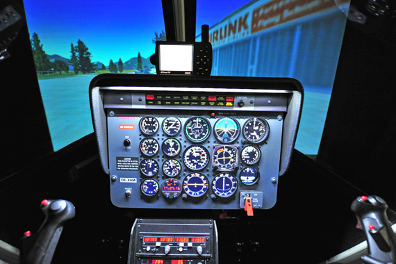 ... und frontaler Blick ins virtuelle Jet Ranger Cockpit