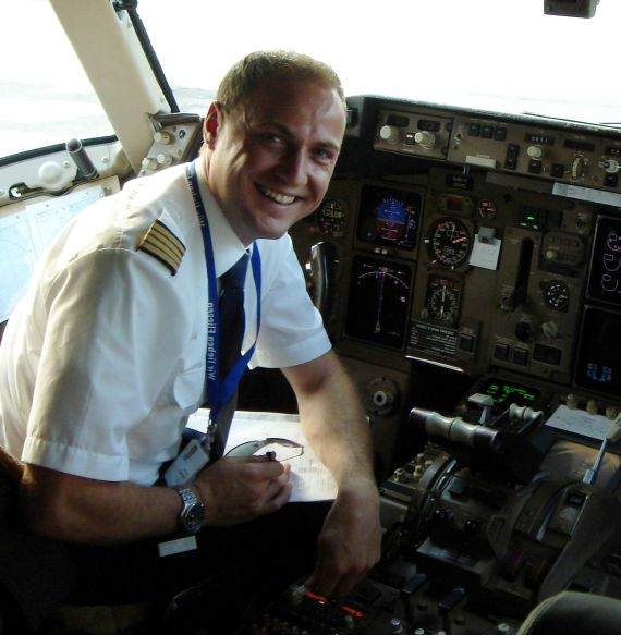 Christian Treiblmeier im Condor-Cockpit - Foto: ZVG / SFC Ried