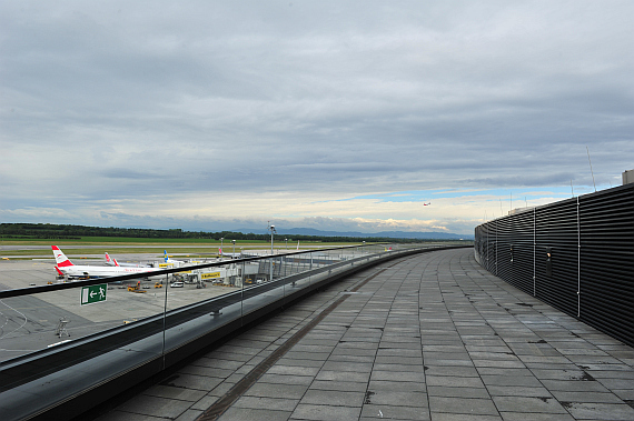 Fertig ist das Besucherdeck am Check In 3 / Skylink bereits, bis zur Eröffnung müssen sich Spotter aber noch etwas gedulden - Foto: Austrian Wings Media Crew