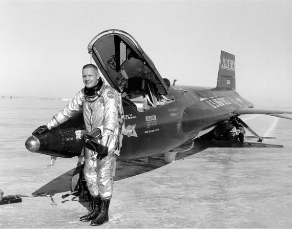 Neil Armstrong 1960 als X-15 Testpilot - Foto: NASA