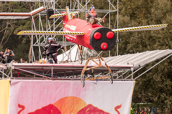 "Wir fliegen um zu siegen", war das Motto der Feuerlösch-Air; zum Sieg fehlten schließlich doch noch ein paar Meter