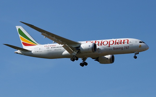 ET-AOQ-B787-Ethiopean-FRA-06-09-2012 Foto Nicolas Eschenbach