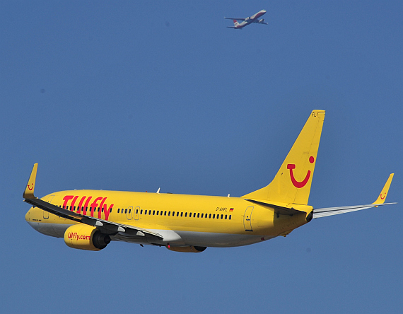 Boeing 737-800 der TUIfly beim Start (Symbolbild) - Foto: Austrian Wings Media Crew