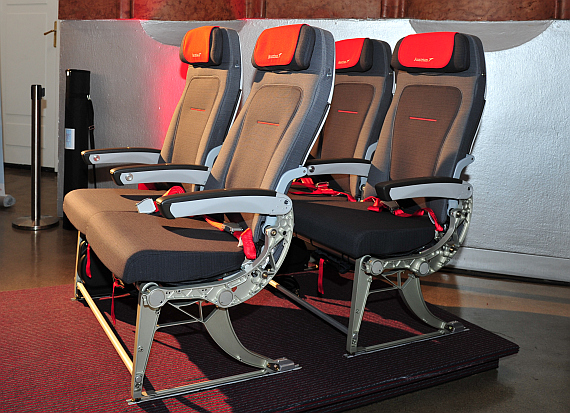 Die neuen Economy Class Sitze der AUA-Langstreckenflotte - Foto: Austrian Wings Media Crew