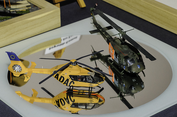 EC135 der ADAC Flugrettung sowie Bell UH-1D Huey in der SAR-Ausführung - Foto: Markus Dobrozemsky EC135 der ADAC Flugrettung sowie Bell UH-1D Huey in der SAR-Ausführung - Foto: Markus Dobrozemsky