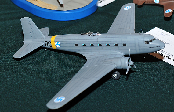Finnische DC-2 mit Markierungen aus der Zeit des Zweiten Weltkrieges - Foto: PA / Austrian Wings Media Crew Finnische DC-2 mit Markierungen aus der Zeit des Zweiten Weltkrieges - Foto: PA / Austrian Wings Media Crew