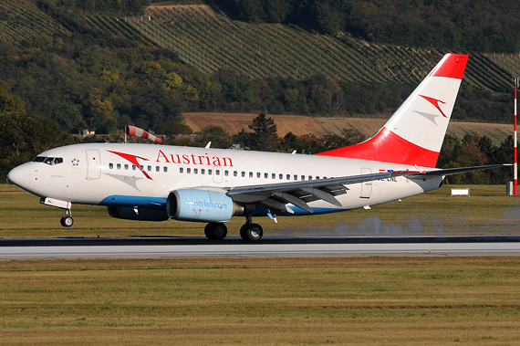 Nach der Retournierung von der US Navy stand auch die OE-LNL in den Diensten der AUA - Foto: Austrian Wings Media Crew