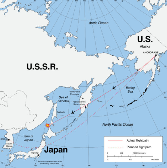 Diese Grafik zeigt den geplanten und den tatsächlichen Flugverlauf von KAL 007 - Grafik: Mgarin73 / Wiki Commons