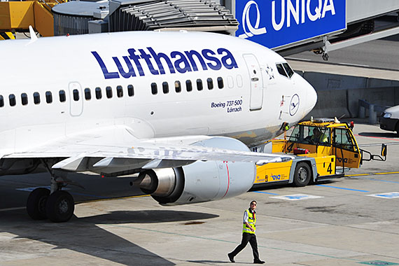Lufthansa Boeing 737-500 D-ABII - Foto: PA / Austrian Wings Media Crew