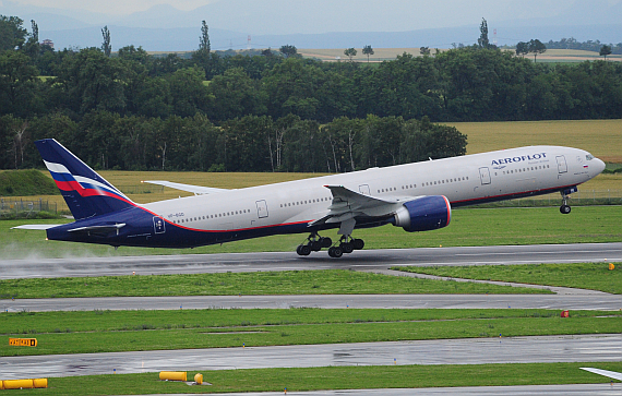 Aeroflot Boeing 777-300ER VP-BGD rotiert - Foto: PA / Austrian Wings Media Crew