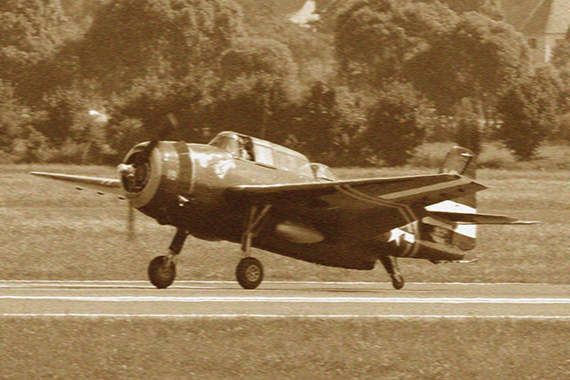 Avenger im WWII Retro Look ...