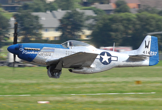 Airpower 2013 P-51 Mustang beim Start PHuber