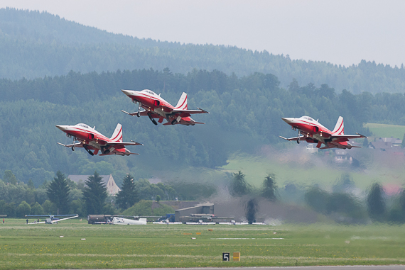 Airpower 2013 Start Patrouille Suisse  Markus Dobrozemsky