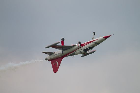 Airpower 2013 Turkish Stars Solodisplay Peter Holos