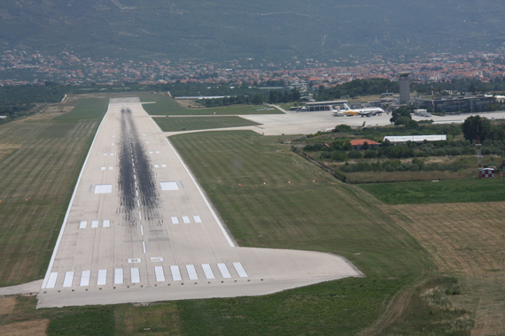 Endanflug auf die Piste 05 des Flughafens Split