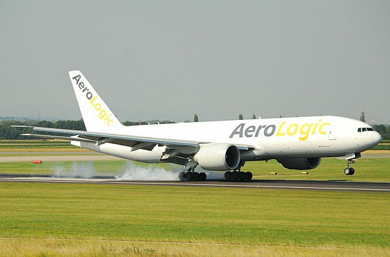 Aerologic Boeing 777 Tobias Bosina