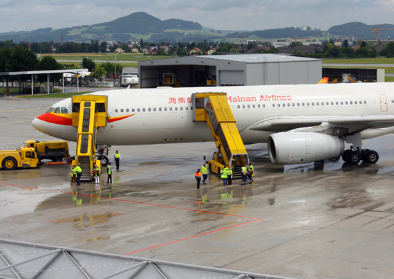 Airbus A330-300 von Hainan Airlines in Salzburg - Foto: Christian Zeilinger