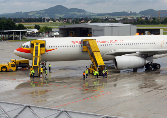 Airbus A330-300 von Hainan Airlines in Salzburg - Foto: Christian Zeilinger Airbus A330-300 von Hainan Airlines in Salzburg - Foto: Christian Zeilinger