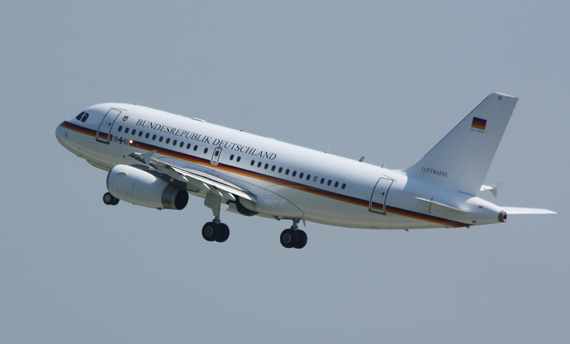 Airbus A319 CJ der deutschen Bundeswehr kurz nach dem Start - Foto: Christian Zeilinger